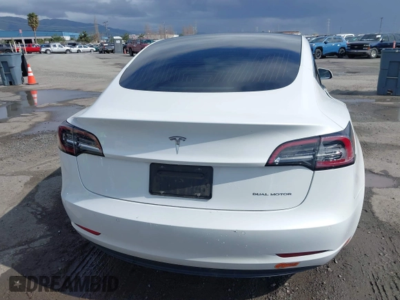 2020 Tesla Model 3 Long Range with VIN 5YJ3E1EB6LF619528, listed as a IAAI auction lot 41937430 with 70,327 mi miles. Bid and sale history available at carsss.com. Image 17.