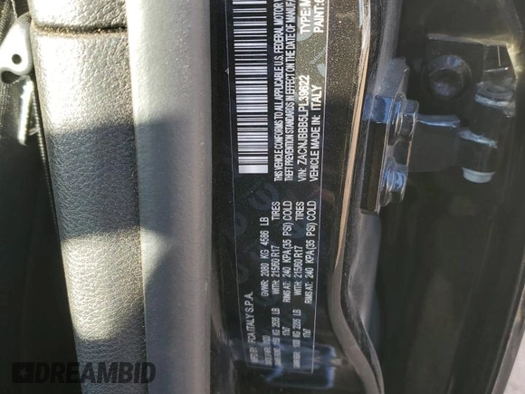 2020 Jeep Renegade Latitude with VIN ZACNJBBB5LPL39622, listed as a Copart auction lot 85088424 with 39,132 mi miles and Salvage Title. Bid and sale history available at carsss.com. Image 14.
