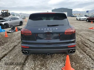 2017 Porsche Cayenne S z VIN WP1AB2A20HLA53039, wystawiony jako Copart lot #85044834 z przebiegiem 56 737 mil mil oraz Szkody całkowita. Historia ofert i sprzedaży dostępna na DreamBid. Obrazek 6.