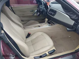 2005 BMW Z4 3.0i with VIN 4USBT53595LU10123, listed as a IAAI auction lot 41950475 with 144,506 mi miles. Bid and sale history available at carsss.com. Image 5.