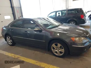 2006 Acura RL with VIN JH4KB165X6C006146, listed as a IAAI auction lot 41734990 with 172,362 mi miles and . Bid and sale history available at DreamBid. Image 14.
