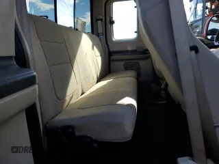 2007 Ford F-250 XL with VIN 1FTSX21P47EA51333, listed as a Copart auction lot 81054774 with Not Provided miles and Salvage Title. Bid and sale history available at DreamBid. Image 6.