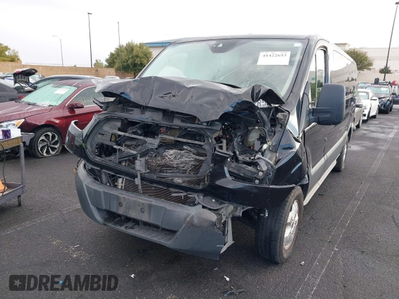 2017 Ford Transit XL с VIN 1FBZX2ZM8HKB08231, выставлен на аукционе IAAI как лот 41422653 с пробегом Не указан миль и . История ставок и продаж доступна на DreamBid. Изображение 6.