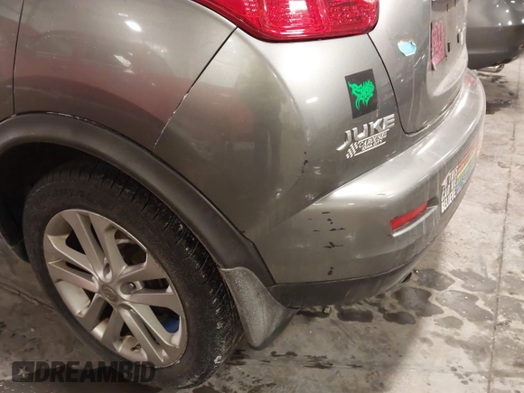 2011 Nissan Juke SL with VIN JN8AF5MVXBT024916, listed as a IAAI auction lot 41562770 with 175,256 mi miles. Bid and sale history available at carsss.com. Image 6.