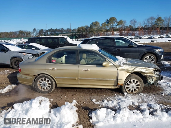 2003 Hyundai Sonata GLS with VIN KMHWF35H03A872584, listed as a IAAI auction lot 41538079 with 203,501 mi miles. Bid and sale history available at carsss.com. Image 13.