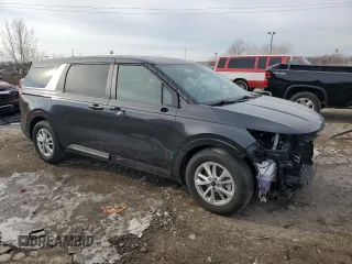 2024 Kia Carnival LX with VIN KNDNB4H38R6387168, listed as a Copart auction lot 84255354 with 7,884 mi miles and Salvage Title. Bid and sale history available at carsss.com. Image 4.
