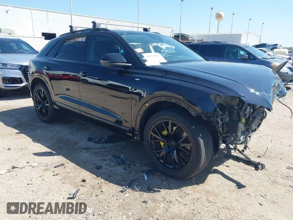 2021 Audi Q8 Premium Plus z VIN WA1EVAF14MD003053, wystawiony jako IAAI lot #41854362 z przebiegiem 32 412 mil mil oraz . Historia ofert i sprzedaży dostępna na DreamBid. Obrazek 1.