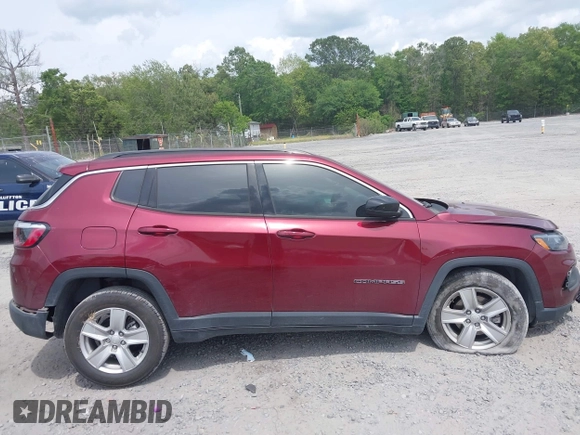 2022 Jeep Compass Altitude with VIN 3C4NJCBB9NT187445, listed as a IAAI auction lot 42090981 with 37,168 mi miles and . Bid and sale history available at DreamBid. Image 14.