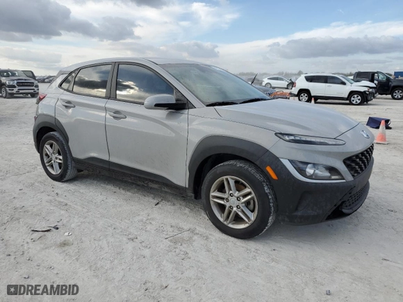 2022 Hyundai Kona SE with VIN KM8K22ABXNU777943, listed as a Copart auction lot 42723445 with 39,143 mi miles and Non Repairable. Bid and sale history available at carsss.com. Image 4.