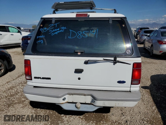 1993 Ford Explorer Eddie Bauer z VIN 1FMDU32X0PUD85141, wystawiony jako Copart lot #71320944 z przebiegiem 810 mil mil oraz Szkoda całkowita • Salvage title. Historia ofert i sprzedaży dostępna na DreamBid. Obrazek 6.