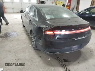 2019 Lincoln MKZ Standard with VIN 3LN6L5A98KR605023, listed as a IAAI auction lot 41378493 with 150,907 mi miles. Bid and sale history available at carsss.com. Image 3.