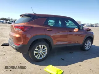 2021 Chevrolet TrailBlazer LS with VIN KL79MNSL2MB051037, listed as a Copart auction lot 49514115 with 68,180 mi miles and Salvage Title. Bid and sale history available at carsss.com. Image 3.