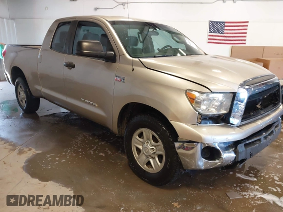 2008 Toyota Tundra z VIN 5TFRV54198X034014, wystawiony jako IAAI lot #41282101 z przebiegiem 155 510 mil mil oraz . Historia ofert i sprzedaży dostępna na DreamBid. Obrazek 1.