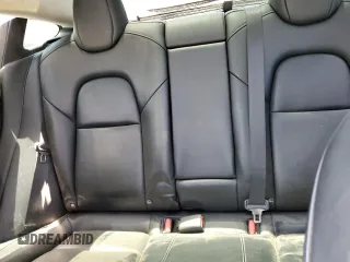 2022 Tesla Model 3 z VIN 5YJ3E1EA1NF191426, wystawiony jako Copart lot #56656125 z przebiegiem 84 255 mil mil oraz Czysty tytuł • Clean title. Historia ofert i sprzedaży dostępna na DreamBid. Obrazek 10.