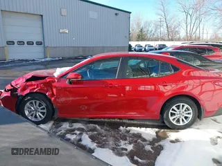 2025 Toyota Camry LE с VIN 4T1DBADK3SU011319, выставлен на аукционе IAAI как лот 41430879 с пробегом 2 366 миль миль и . История ставок и продаж доступна на DreamBid. Изображение 14.