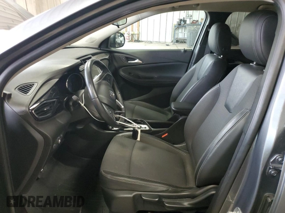 2021 Buick Encore GX Preferred с VIN KL4MMCSL4MB080261, выставлен на аукционе Copart как лот 58919865 с пробегом 66 352 миль миль и Списание • Salvage title. История ставок и продаж доступна на DreamBid. Изображение 7.