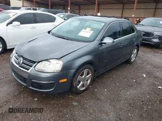 2009 Volkswagen Jetta SE с VIN 3VWRM71K59M172083, выставлен на аукционе IAAI как лот 42352537 с пробегом 168 713 миль миль и . История ставок и продаж доступна на DreamBid. Изображение 2.
