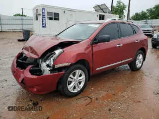 2015 Nissan Rogue S z VIN JN8AS5MVXFW257601, wystawiony jako Copart lot #55171435 z przebiegiem 102 561 mil mil oraz Szkoda całkowita • Salvage title. Historia ofert i sprzedaży dostępna na DreamBid. Obrazek 1.