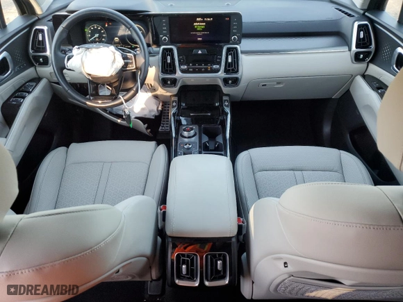 2024 Kia Sorento Hybrid SX Prestige with VIN KNDRKDLG0R5235046, listed as a Copart auction lot 73422164 with 4,919 mi miles and Salvage Title. Bid and sale history available at carsss.com. Image 8.