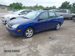 2005 Ford Focus S with VIN 1FAFP34N35W229229, listed as a IAAI auction lot 42738975 with 107,388 mi miles and . Bid and sale history available at DreamBid. Image 2.