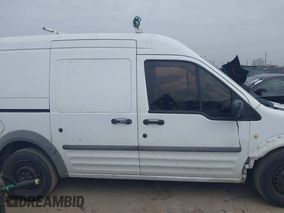 2010 Ford Transit Connect XL z VIN NM0LS7AN1AT027098, wystawiony jako IAAI lot #41740154 z przebiegiem 217 827 mil mil oraz . Historia ofert i sprzedaży dostępna na DreamBid. Obrazek 13.
