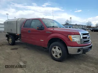 2014 Ford F-150 XL with VIN 1FTFX1ETXEKG17352, listed as a Copart auction lot 53354055 with 233,431 mi miles and Clean Title. Bid and sale history available at carsss.com. Image 4.