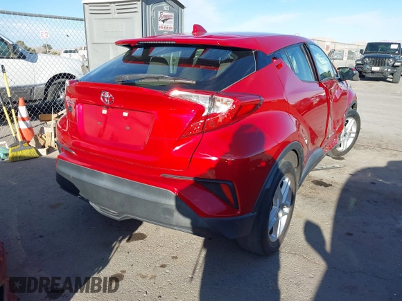 2020 Toyota C-HR LE with VIN JTNKHMBX6L1069871, listed as a IAAI auction lot 41626456 with 31,200 mi miles. Bid and sale history available at carsss.com. Image 4.