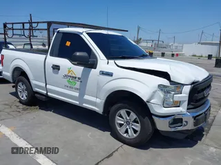 2015 Ford F-150 XL z VIN 1FTMF1C80FKD06099, wystawiony jako IAAI lot #42282716 z przebiegiem 130 741 mil mil oraz . Historia ofert i sprzedaży dostępna na DreamBid. Obrazek 1.