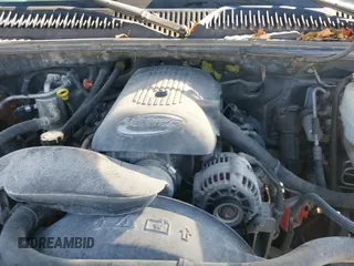 2005 Chevrolet Silverado 1500HD LS с VIN 1GCGK13U75F943195, выставлен на аукционе IAAI как лот 43498069 с пробегом 180 678 миль миль и . История ставок и продаж доступна на DreamBid. Изображение 21.