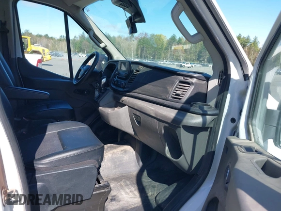 2022 Ford Transit Cargo with VIN 1FTBR3X85NKA74408, listed as a IAAI auction lot 42150248 with 88,887 mi miles and . Bid and sale history available at DreamBid. Image 5.