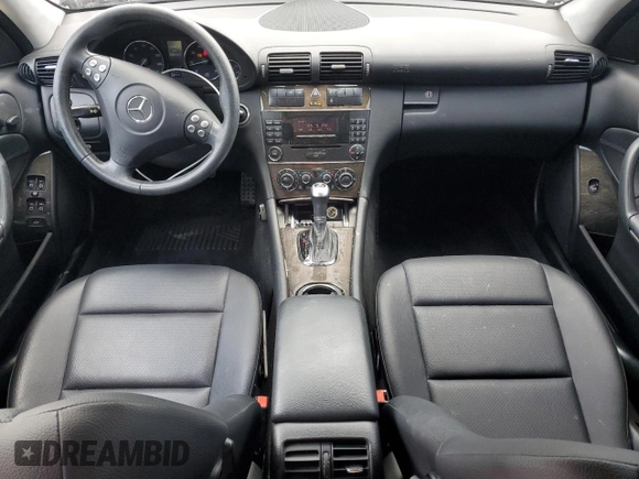 2007 Mercedes-Benz C 230 Sport с VIN WDBRF52H47F928874, выставлен на аукционе Copart как лот 60215445 с пробегом 150 427 миль миль и Списание • Salvage title. История ставок и продаж доступна на DreamBid. Изображение 8.