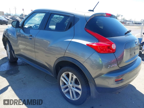 2011 Nissan Juke SL with VIN JN8AF5MR2BT015663, listed as a IAAI auction lot 41878579 with 120,611 mi miles. Bid and sale history available at carsss.com. Image 3.