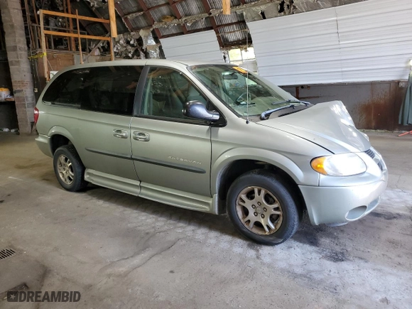2003 Dodge Caravan Sport with VIN 2D4GP44LX3R186598, listed as a Copart auction lot 70502514 with 0 mi miles and Non Repairable. Bid and sale history available at carsss.com. Image 4.