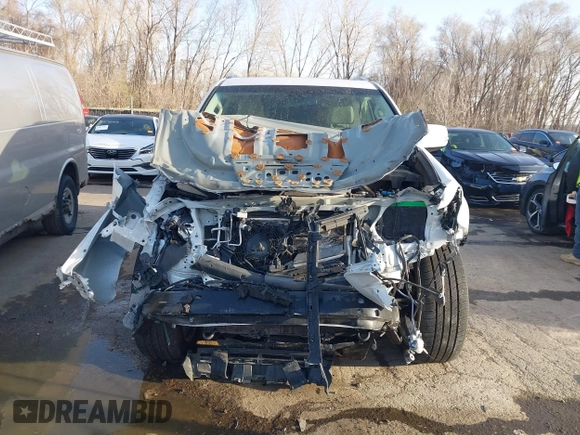2017 Lexus GX with VIN JTJJM7FX2H5173021, listed as a IAAI auction lot 41833731 with 60,601 mi miles. Bid and sale history available at carsss.com. Image 13.