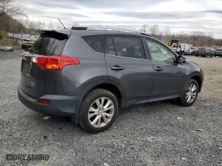 2015 Toyota RAV4 Limited with VIN JTMDFREV8FD122518, listed as a Copart auction lot 53871675 with 110,800 mi miles and Salvage Title. Bid and sale history available at carsss.com. Image 3.
