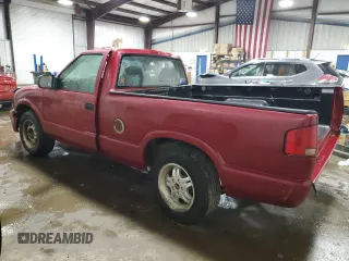2003 GMC Sonoma SLS with VIN 1GTCS14H138149133, listed as a Copart auction lot 73502704 with 153,008 mi miles and Salvage Title. Bid and sale history available at DreamBid. Image 2.