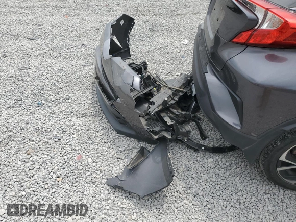 2018 Toyota C-HR XLE z VIN JTNKHMBX2J1011026, wystawiony jako Copart lot #54720135 z przebiegiem 63 614 mil mil oraz Szkoda całkowita • Salvage title. Historia ofert i sprzedaży dostępna na DreamBid. Obrazek 12.
