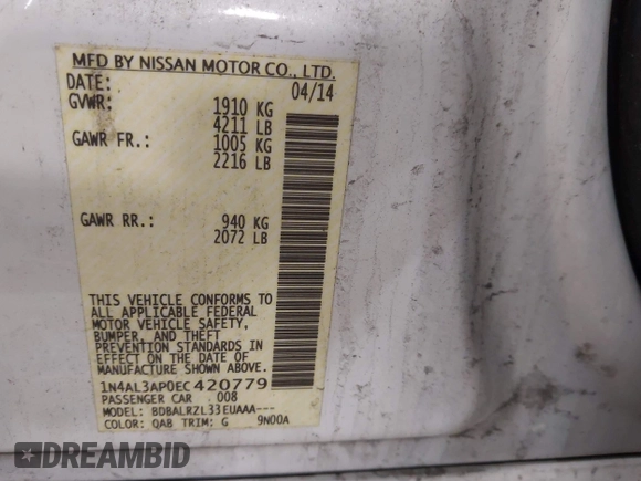 2014 Nissan Altima 2.5 with VIN 1N4AL3AP0EC420779, listed as a IAAI auction lot 42026108 with 180,024 mi miles. Bid and sale history available at carsss.com. Image 9.