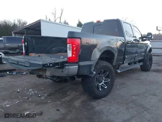 2017 Ford Super Duty F-250 SRW Lariat with VIN 1FT7W2BT2HEE31308, listed as a IAAI auction lot 41226862 with 147,483 mi miles. Bid and sale history available at carsss.com. Image 4.