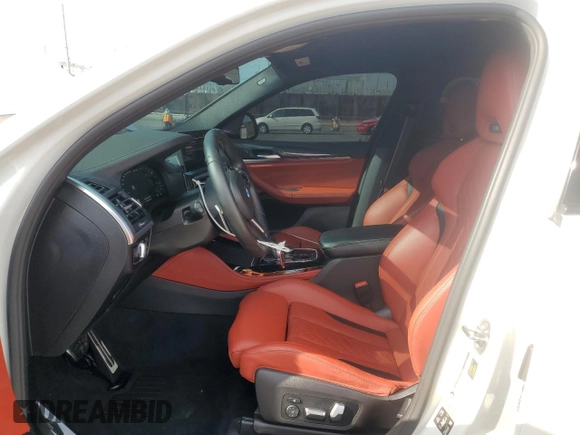 2022 BMW X4 M z VIN 5YM23EC01N9J82231, wystawiony jako Copart lot #43271695 z przebiegiem 20 715 mil mil oraz Szkody całkowita. Historia ofert i sprzedaży dostępna na DreamBid. Obrazek 7.