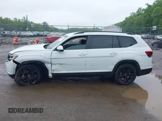 2023 Volkswagen Atlas SE with VIN 1V2HP2CA0PC544469, listed as a IAAI auction lot 42274112 with 19,097 mi miles and . Bid and sale history available at DreamBid. Image 14.
