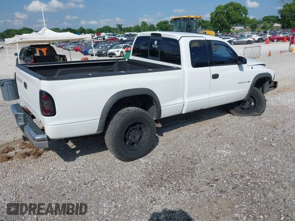 2000 Dodge Dakota z VIN 1B7GL22X1YS740359, wystawiony jako IAAI lot #42430964 z przebiegiem 213 435 mil mil oraz . Historia ofert i sprzedaży dostępna na DreamBid. Obrazek 4.