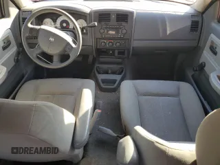 2006 Dodge Dakota ST with VIN 1D7HE28K56S533471, listed as a Copart auction lot 83462934 with 114,097 mi miles and Salvage Title. Bid and sale history available at carsss.com. Image 8.