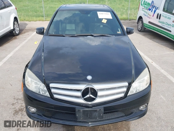 2010 Mercedes-Benz C 300 Sport z VIN WDDGF8BB9AR124264, wystawiony jako IAAI lot #42075919 z przebiegiem 210 433 mil mil oraz . Historia ofert i sprzedaży dostępna na DreamBid. Obrazek 12.