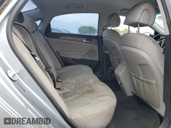 2015 Hyundai Sonata SE z VIN 5NPE24AFXFH040107, wystawiony jako Copart lot #59360675 z przebiegiem 163 886 mil mil oraz Szkoda całkowita • Salvage title. Historia ofert i sprzedaży dostępna na DreamBid. Obrazek 10.