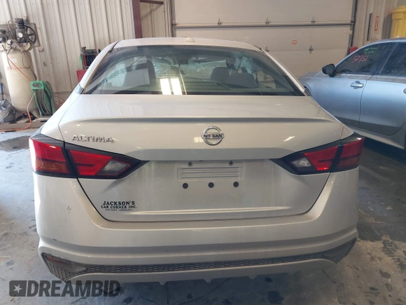 2020 Nissan Altima S with VIN 1N4BL4BV6LC197118, listed as a IAAI auction lot 41616262 with 104,382 mi miles and . Bid and sale history available at DreamBid. Image 16.