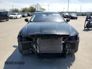 2017 Jaguar XF 20d Premium with VIN SAJBD4BNXHCY43163, listed as a Copart auction lot 39638624 with 30,436 mi miles. Bid and sale history available at carsss.com. Image 5.
