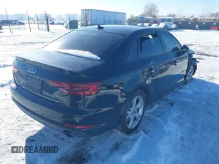 2018 Audi A4 Premium с VIN WAUDNAF48JN020565, выставлен на аукционе IAAI как лот 41370691 с пробегом 67 751 миль миль и . История ставок и продаж доступна на DreamBid. Изображение 4.
