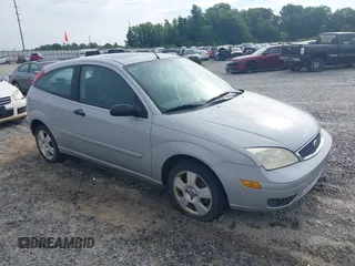 2006 Ford Focus S z VIN 1FAFP31NX6W160335, wystawiony jako IAAI lot #42377929 z przebiegiem 190 901 mil mil oraz . Historia ofert i sprzedaży dostępna na DreamBid. Obrazek 1.