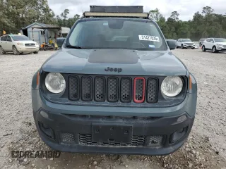 2017 Jeep Renegade Altitude with VIN ZACCJABH7HPG54504, listed as a Copart auction lot 51427835 with 84,050 mi miles and Salvage title. Bid and sale history available at DreamBid. Image 5.